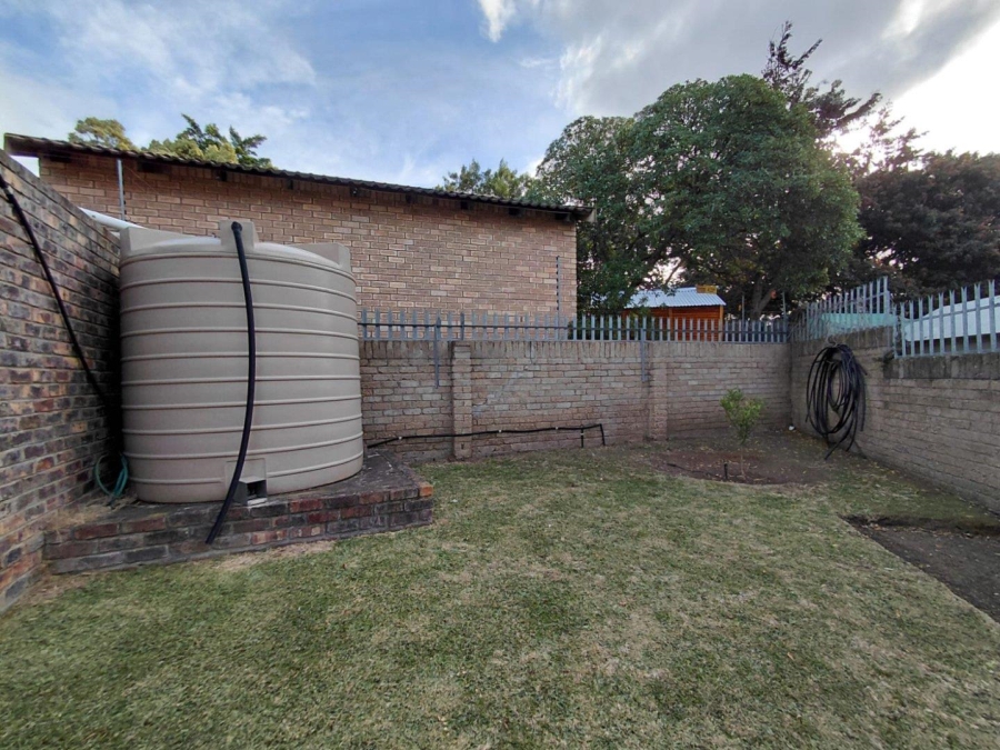 4 Bedroom Property for Sale in Wavecrest Eastern Cape